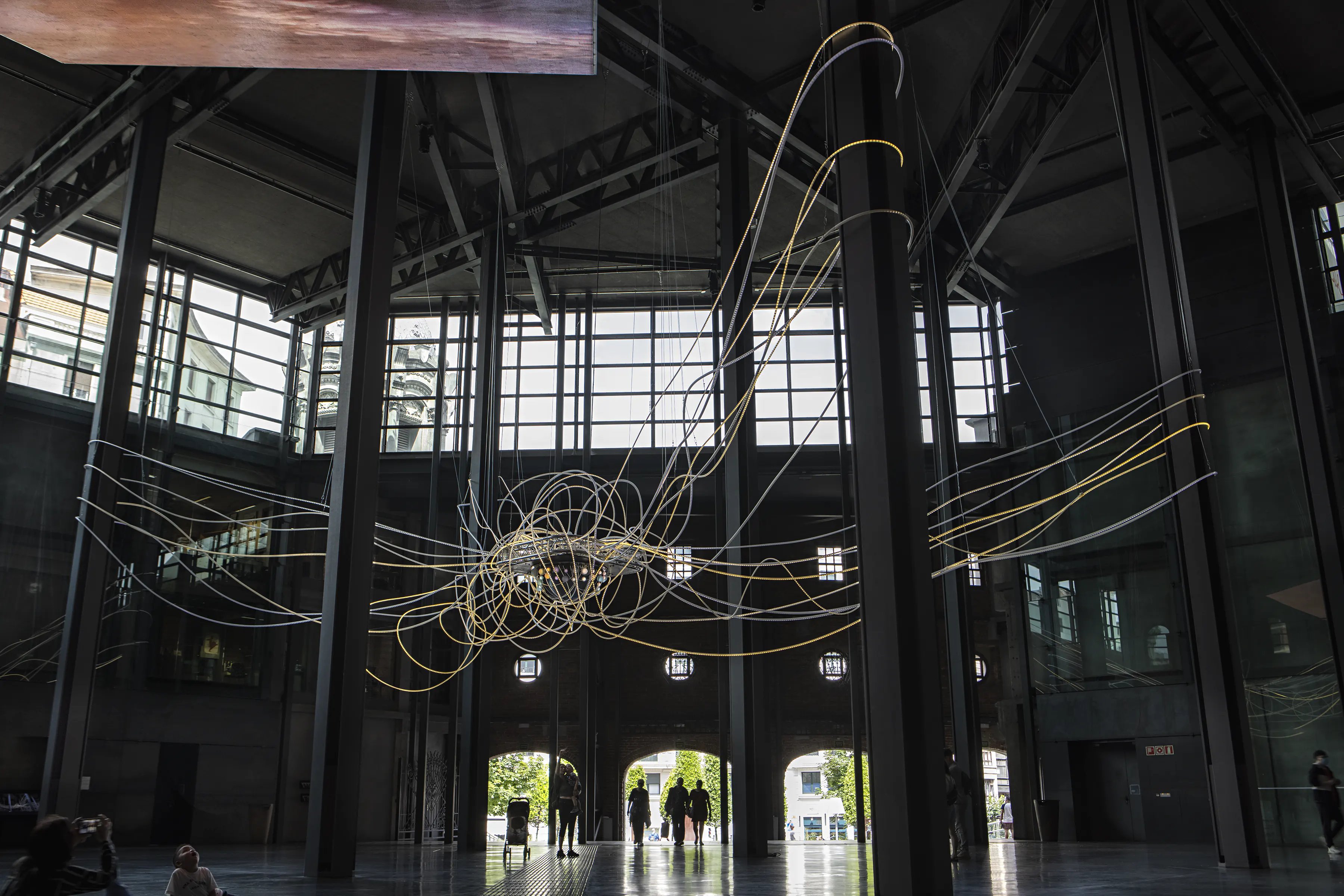 Grimanesa Amoros SCIENTIA light installation on the ILUMINET article