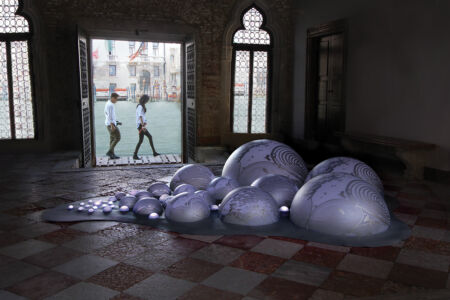 ISLA DE LOS UROS | 54ª Bienal Internacional de Venecia | Venecia, Italia 2011