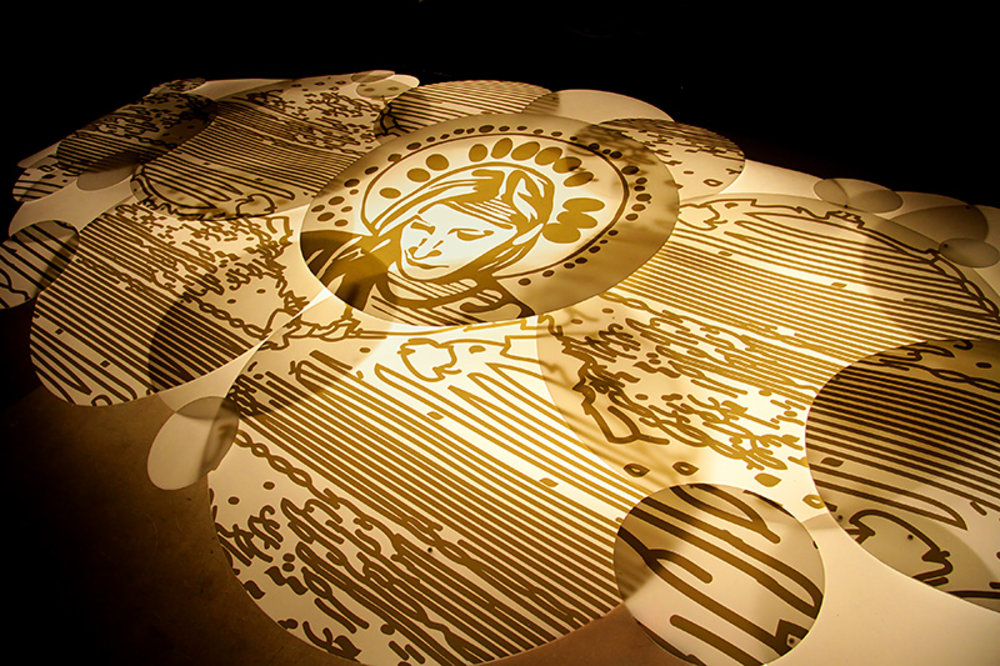 Grimanesa Amoros Golden Uros light sculpture installation Festival a-part Chapelle de la Persévérance Tarascon France 2011